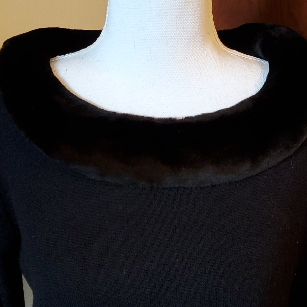 Designers Originals size small with faux fur neck